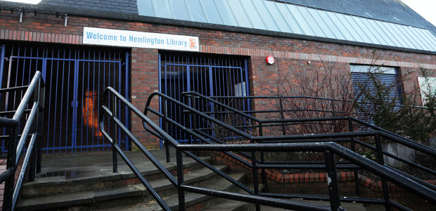 De #BibliotheekHooligan verwijdert obstakels