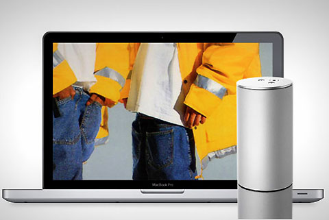 Geur van een verse MacBook Pro opsnuiven